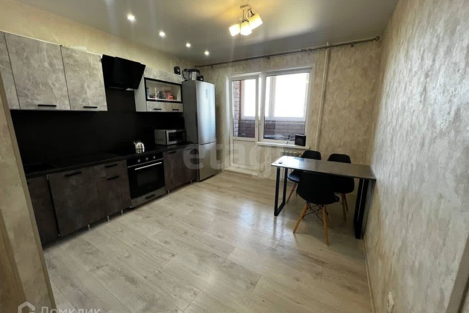 Продаётся 2-комнатная квартира, 59.6 м²