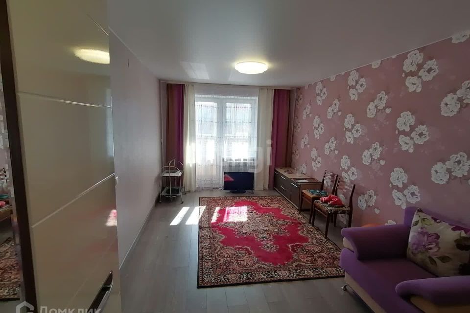 Продаётся 1-комнатная квартира, 37.7 м²