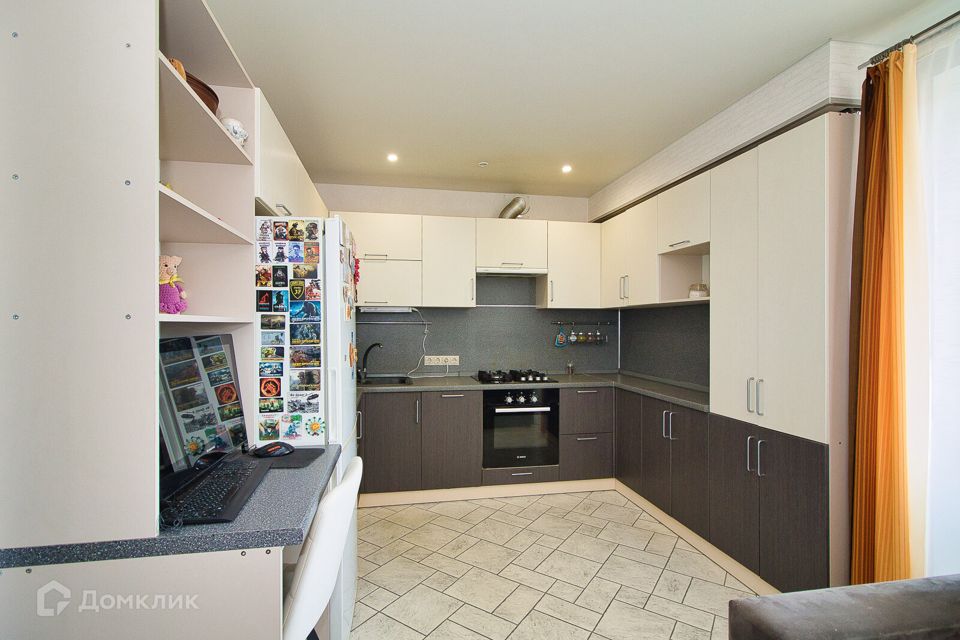 Продаётся 2-комнатная квартира, 62.5 м²