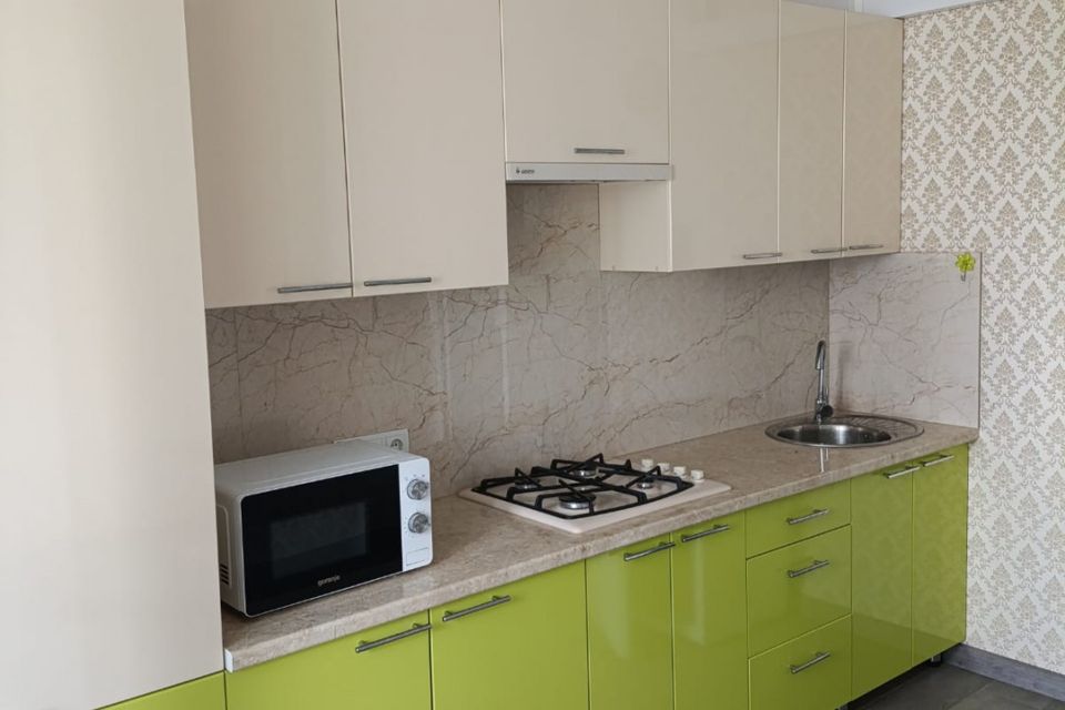 Продаётся 1-комнатная квартира, 42.8 м²