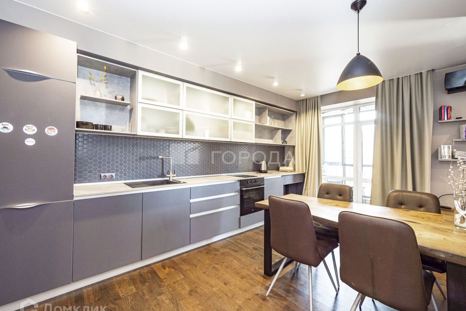 Сдаётся 2-комнатная квартира, 69 м²