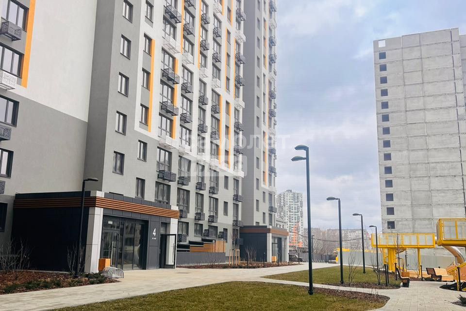 Продаётся 1-комнатная квартира, 40.9 м²