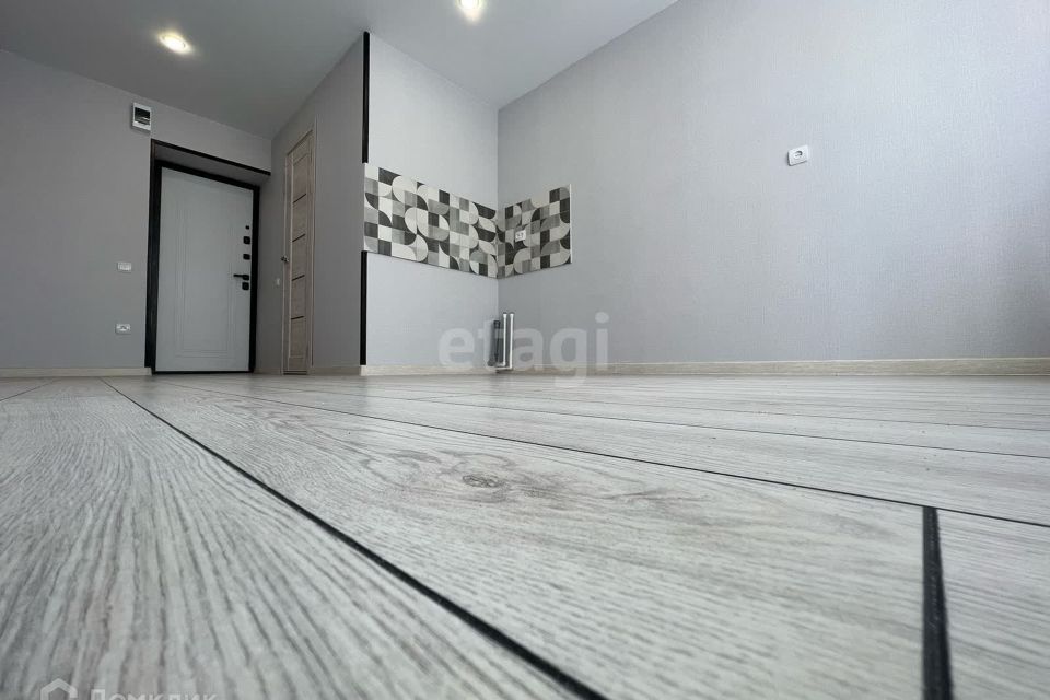Продаётся комната в 1-комн. квартире, 17 м²