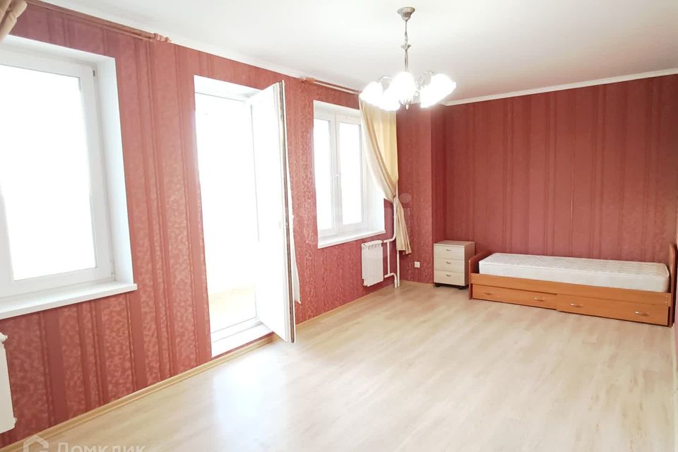 Продаётся 3-комнатная квартира, 103 м²