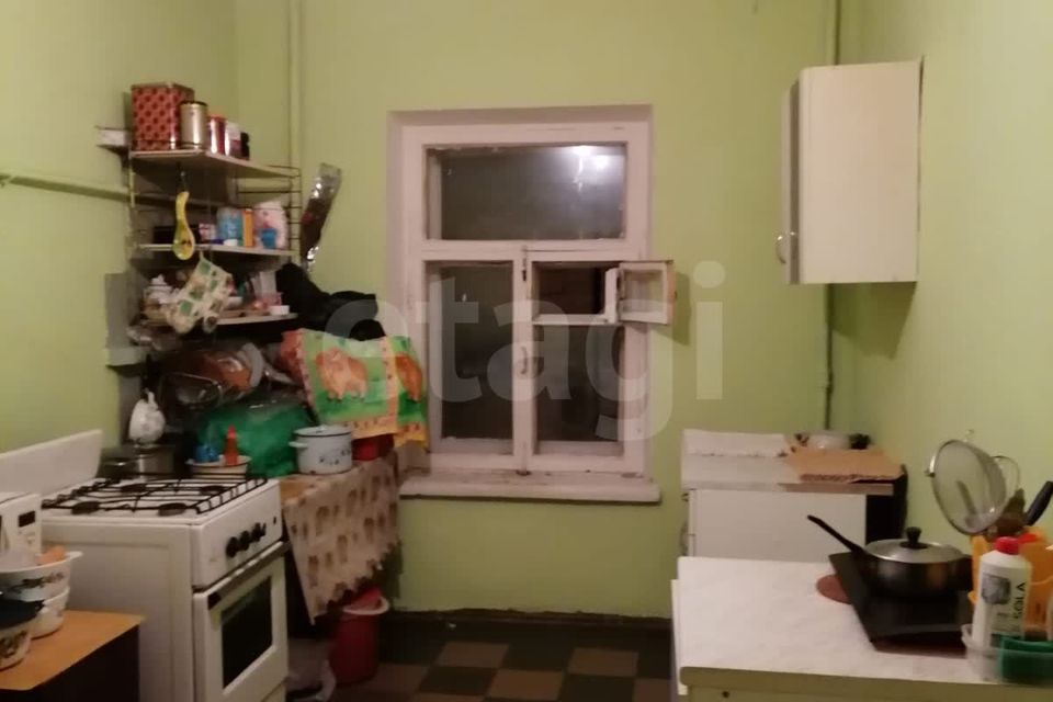 Продаётся комната в 4-комн. квартире, 10.6 м²