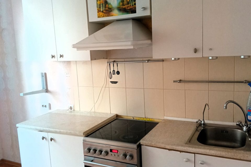 Продаётся 1-комнатная квартира, 37.9 м²