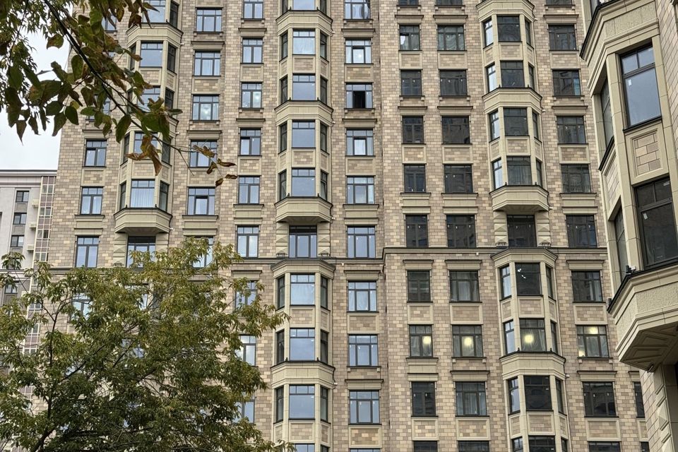 Продаётся 1-комнатная квартира, 42 м²