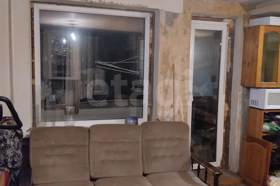 Продаётся 1-комнатная квартира, 46.7 м²