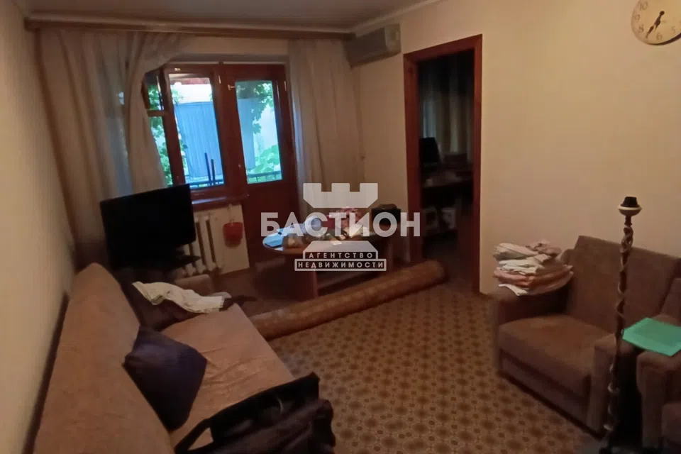 Продаётся 3-комнатная квартира, 56.3 м²