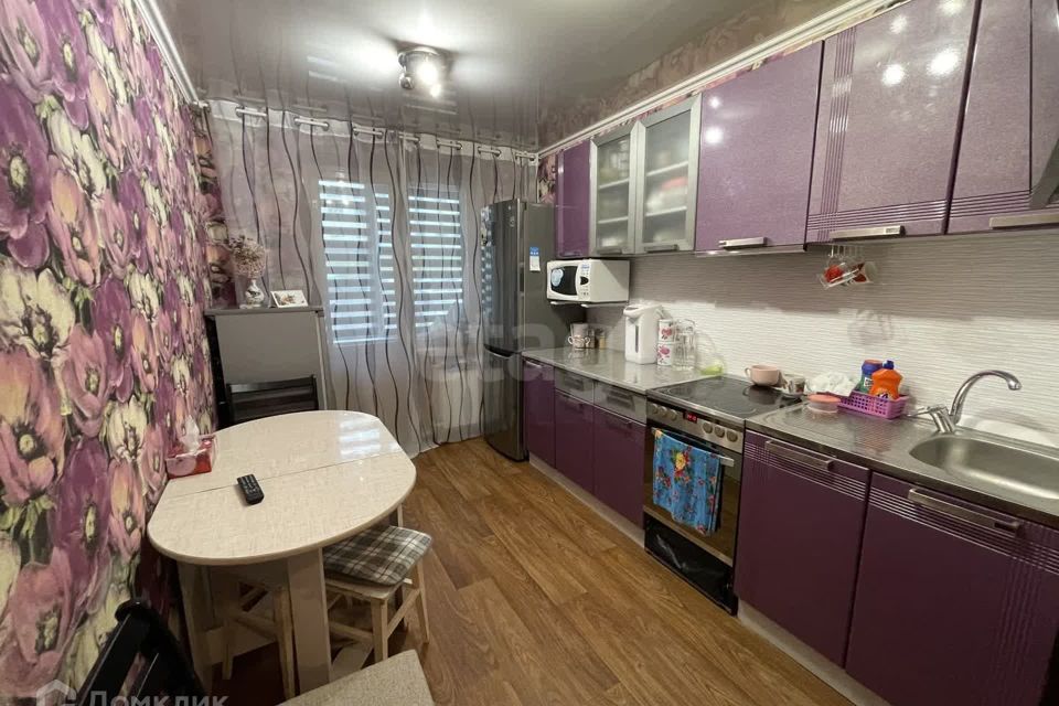 Продаётся 3-комнатная квартира, 60.5 м²