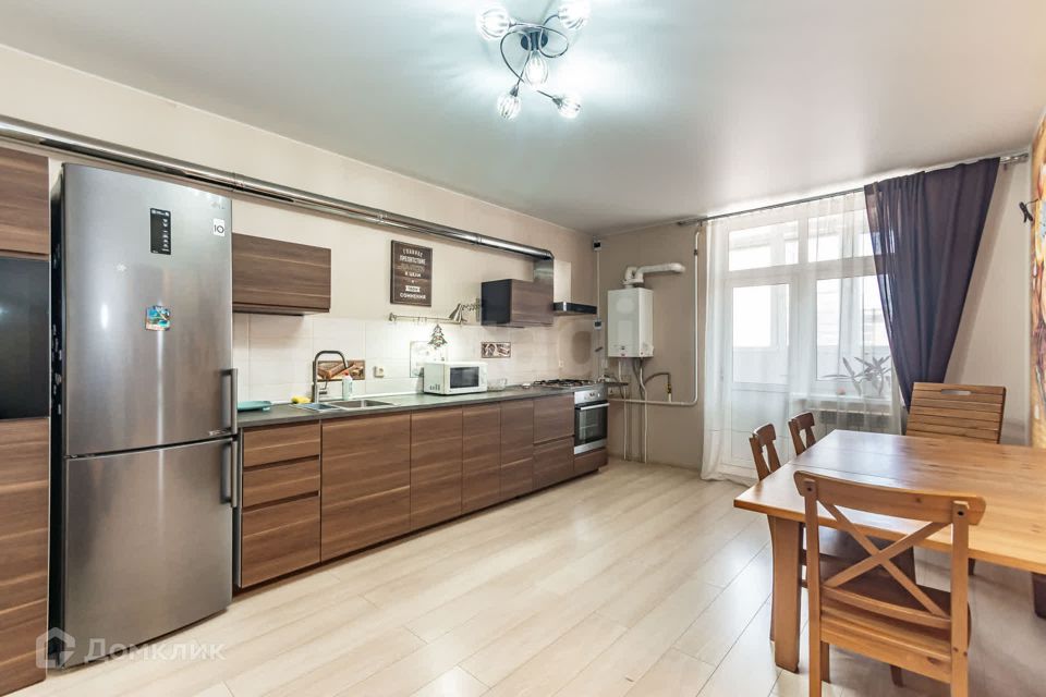 Продаётся 2-комнатная квартира, 76.8 м²