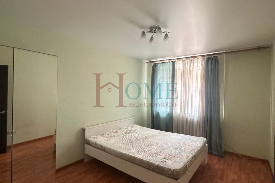 Сдаётся 2-комнатная квартира, 56 м²