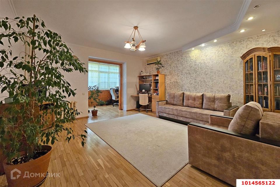 Продаётся 2-комнатная квартира, 86.77 м²