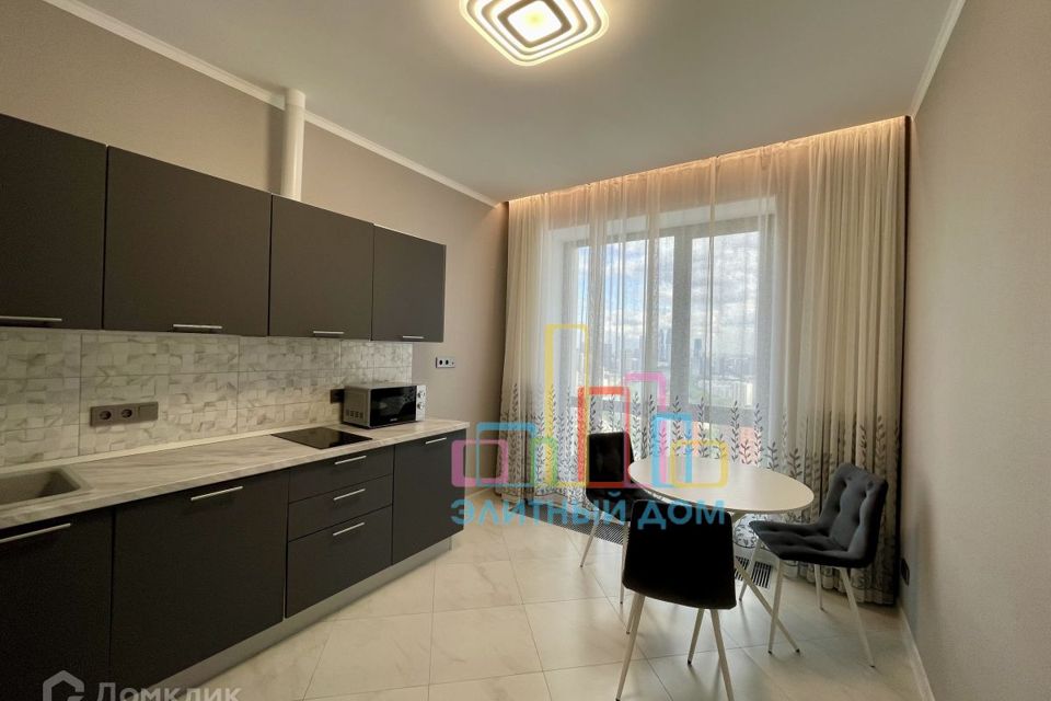 Сдаётся 1-комнатная квартира, 38 м²