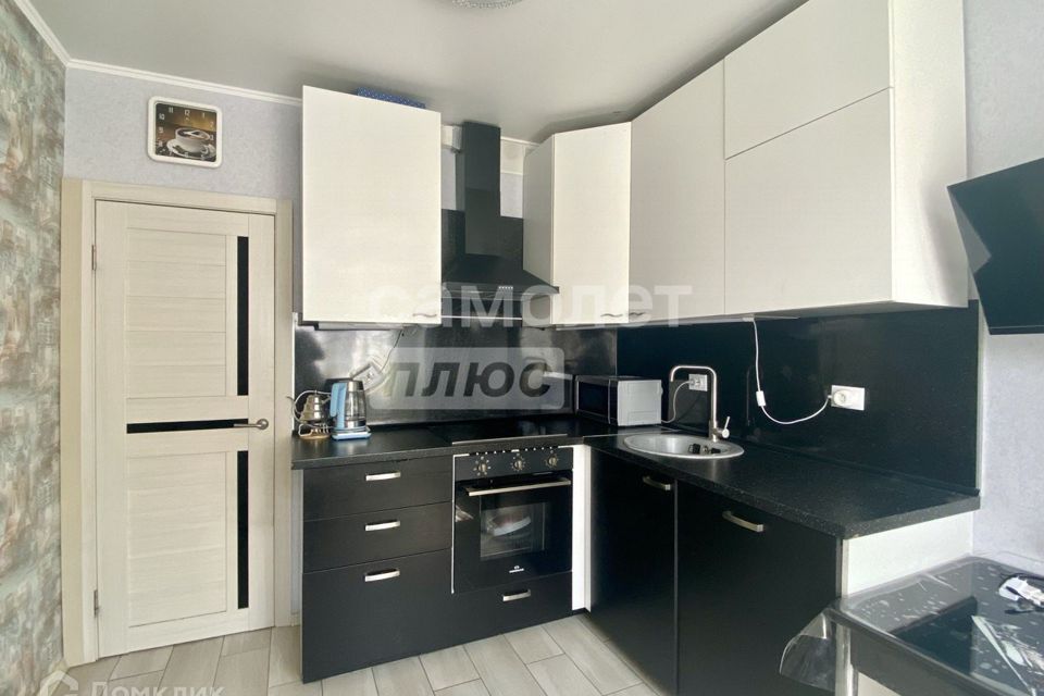 Продаётся 1-комнатная квартира, 37.8 м²