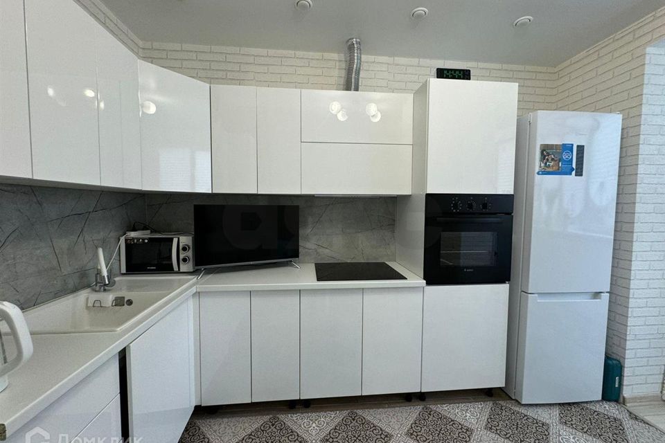 Продаётся 3-комнатная квартира, 63.9 м²