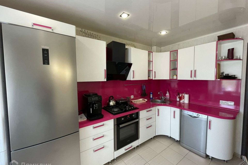 Продаётся 2-комнатная квартира, 58.3 м²