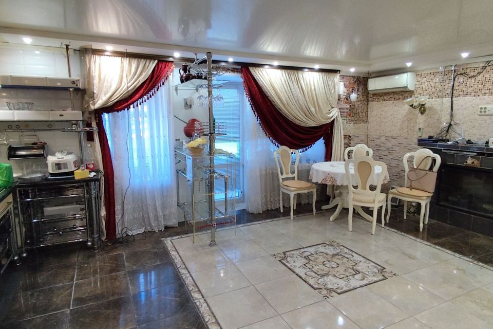 Продаётся 2-комнатная квартира, 48.2 м²