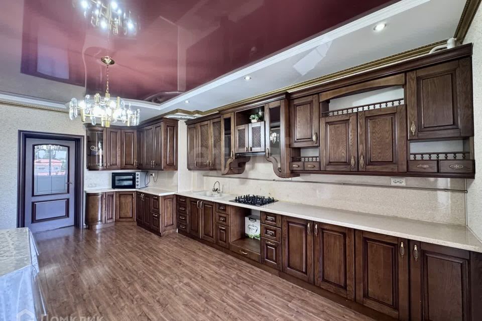 Продаётся 3-комнатная квартира, 113 м²