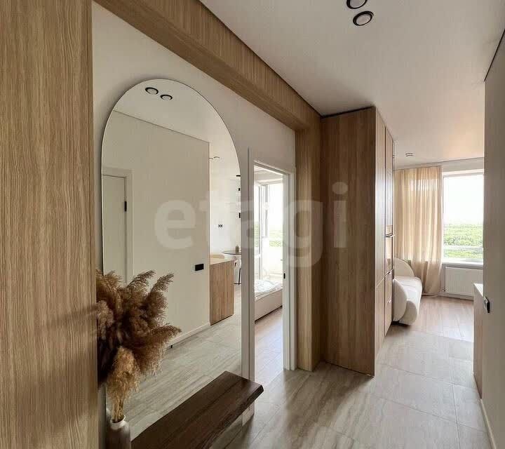 Продаётся 1-комнатная квартира, 42 м²