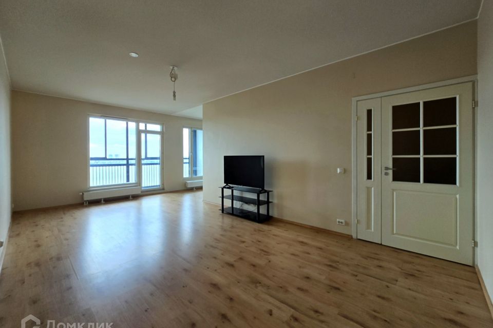 Продаётся 2-комнатная квартира, 77.4 м²