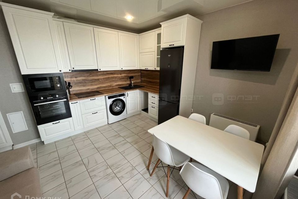 Продаётся 1-комнатная квартира, 51 м²