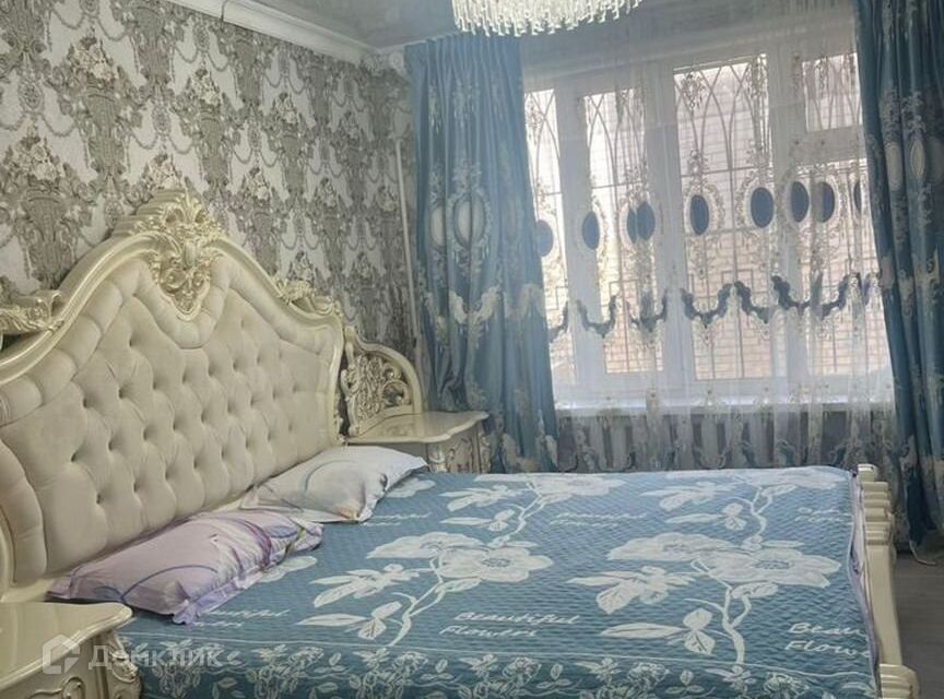Продаётся 5-комнатная квартира, 150 м²