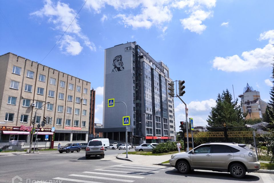 Продаётся 2-комнатная квартира, 102.1 м²