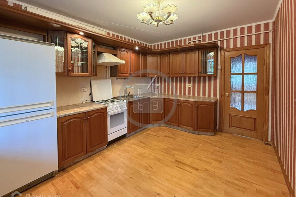 Продаётся 2-комнатная квартира, 65 м²