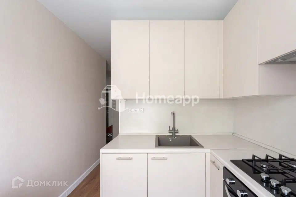 Продаётся 3-комнатная квартира, 56.4 м²