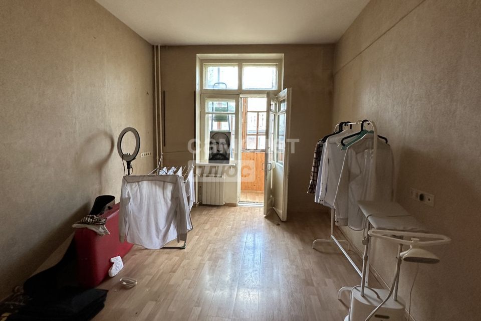 Продаётся комната в 2-комн. квартире, 14.1 м²