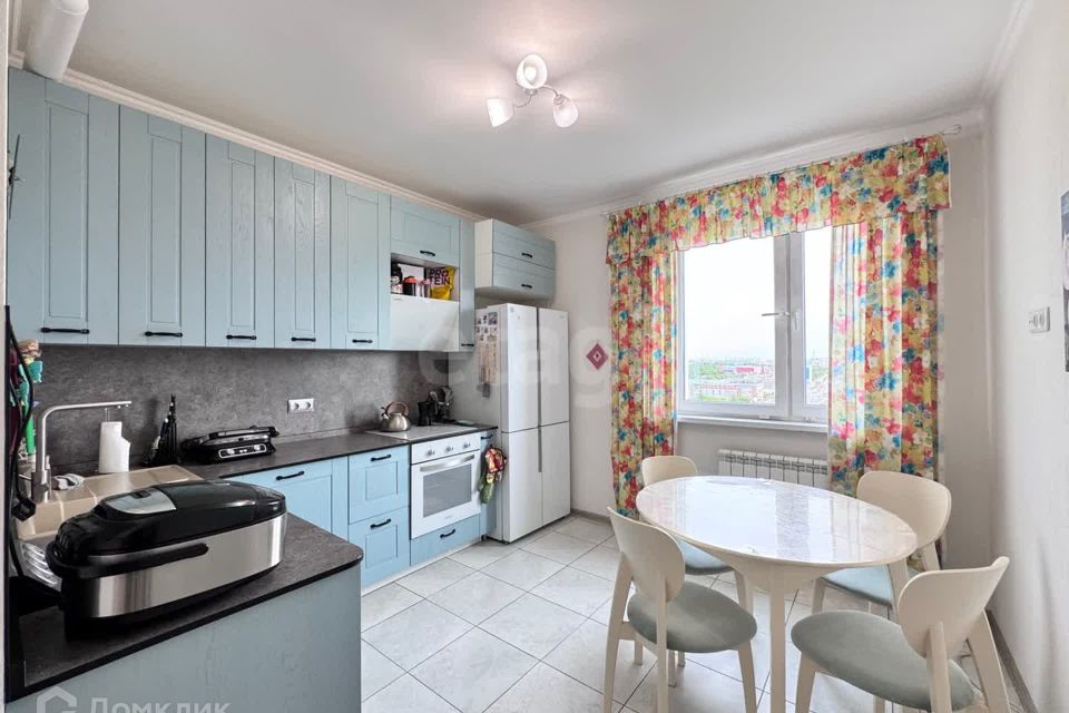 Продаётся 3-комнатная квартира, 71.4 м²