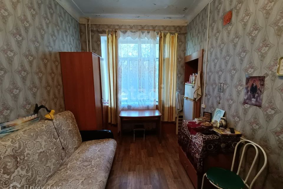 Продаётся комната в 4-комн. квартире, 11.5 м²