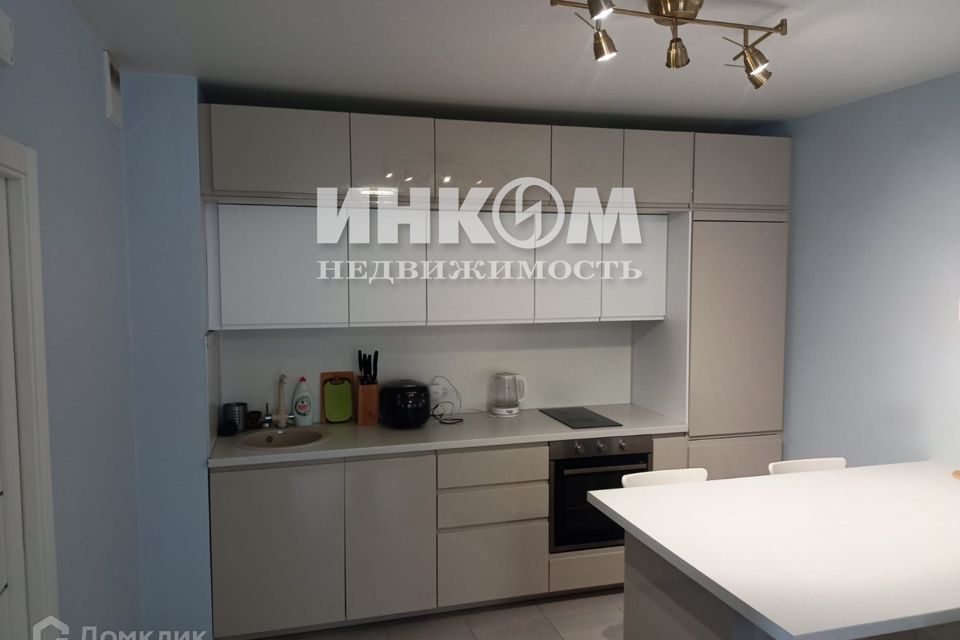 Продаётся 3-комнатная квартира, 77.8 м²