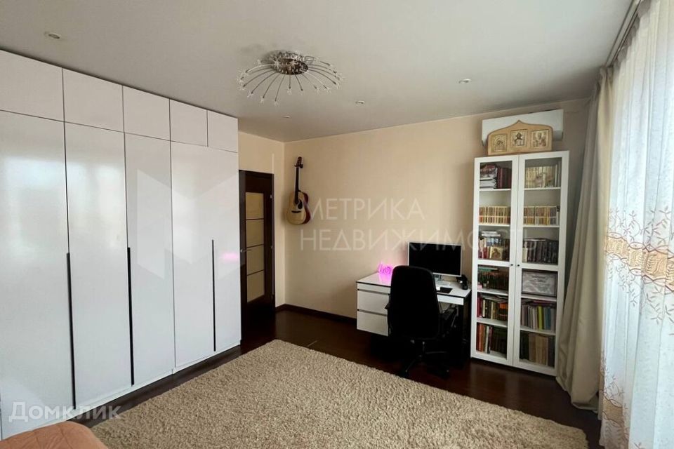 Продаётся 3-комнатная квартира, 82.7 м²