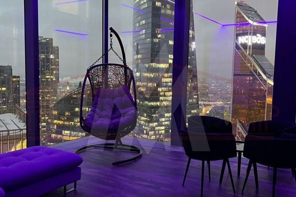 Сдаётся 2-комнатная квартира, 90 м²