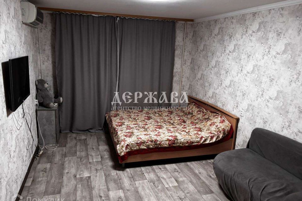Сдаётся 1-комнатная квартира, 37 м²