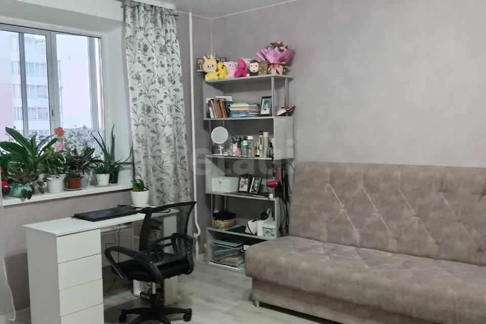 Продаётся комната в 1-комн. квартире, 28.3 м²