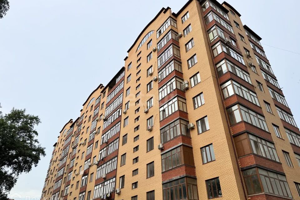 Продаётся 3-комнатная квартира, 125 м²