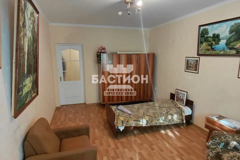 Продаётся 3-комнатная квартира, 83 м²