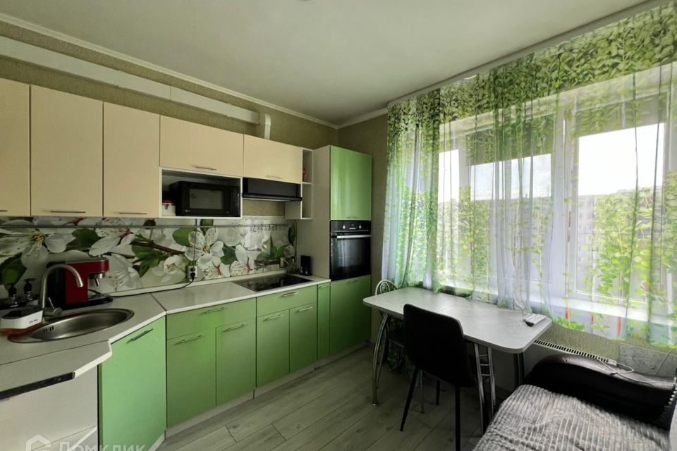 Продаётся 1-комнатная квартира, 40.6 м²