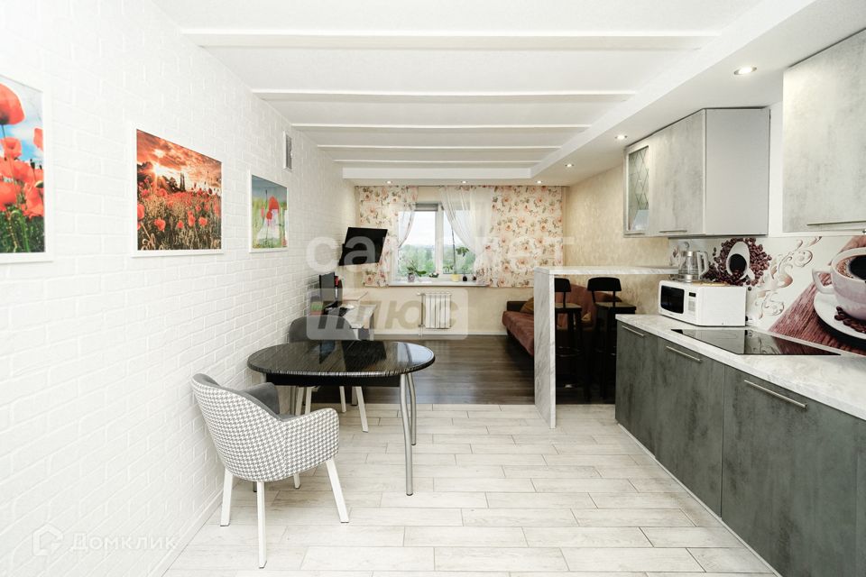 Продаётся 1-комнатная квартира, 46.8 м²