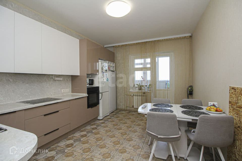 Продаётся 2-комнатная квартира, 68.8 м²