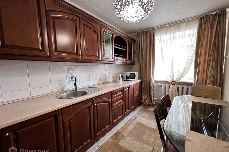 Сдаётся 2-комнатная квартира, 55 м²