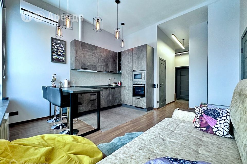 Сдаётся 1-комнатная квартира, 42 м²