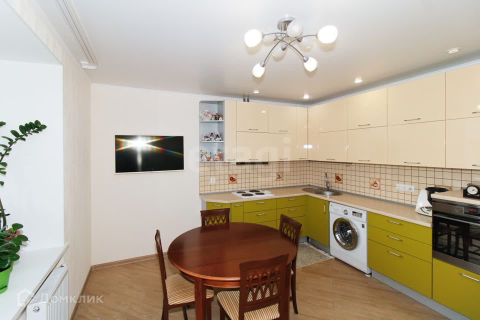 Продаётся 1-комнатная квартира, 54.2 м²