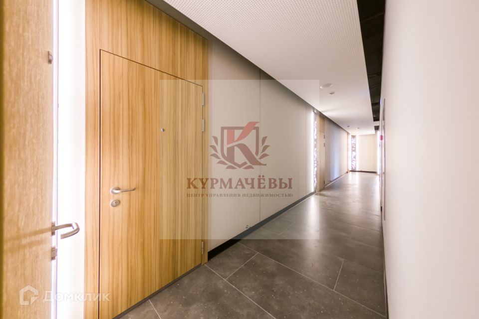 Продаётся 3-комнатная квартира, 122.7 м²
