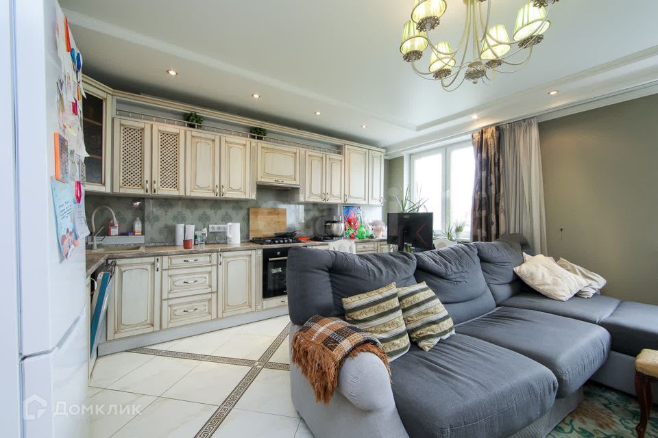 Продаётся 2-комнатная квартира, 85.2 м²