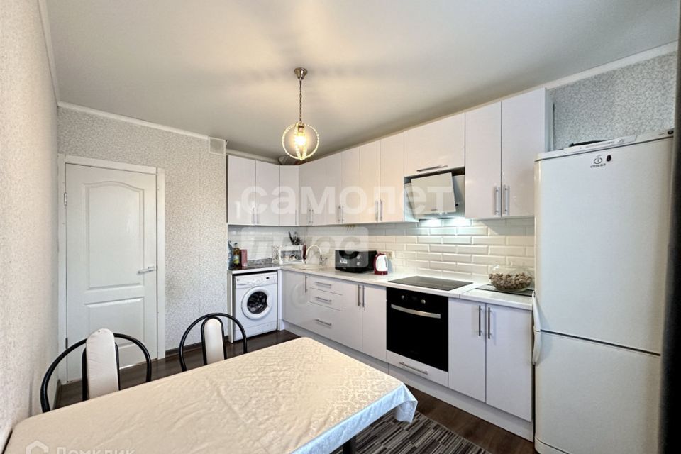 Продаётся 2-комнатная квартира, 61 м²