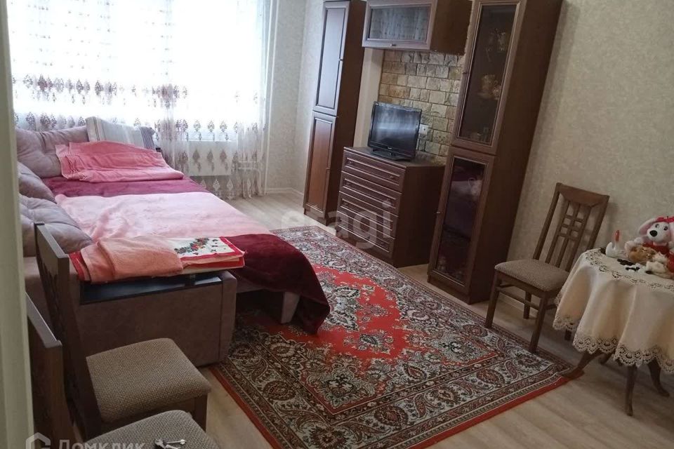 Продаётся 1-комнатная квартира, 41.2 м²